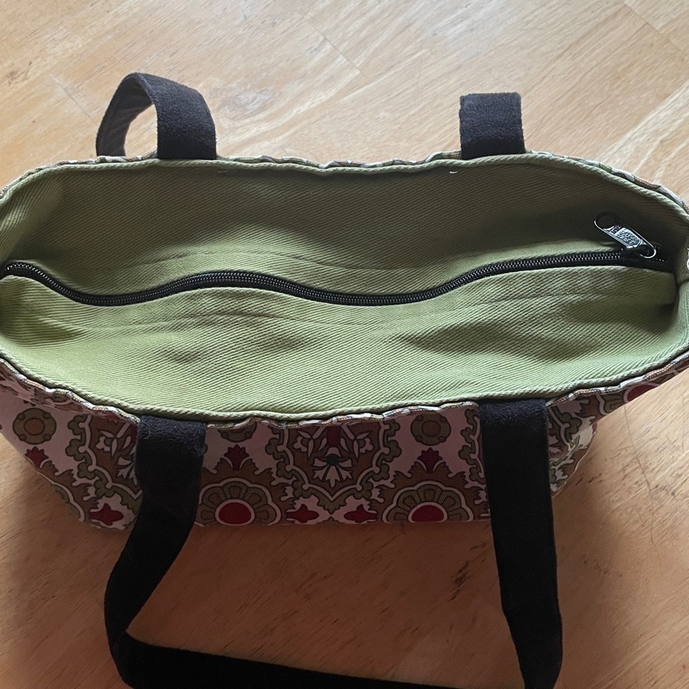 Madison Handbag - Picture 2 of 5